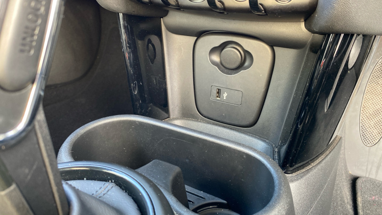 MINI Hatchback 135kW Cooper S Level 2 33kWh 3dr Auto Electric Hatchback